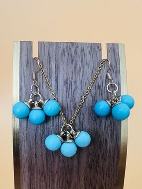 14 KGP Turquoise Bead Cluster Necklace & Earring Set - Women Jewelry